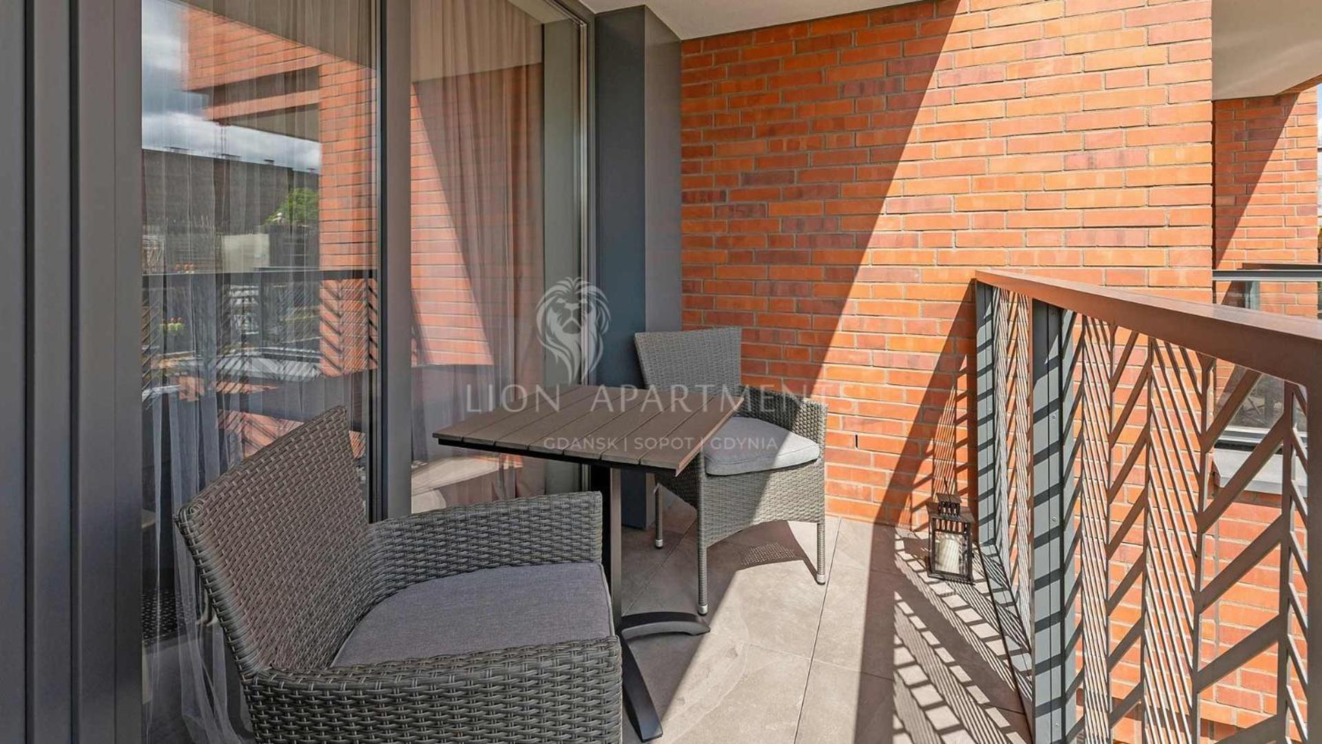 Scala 60c Center & By Lion Aparthotel *